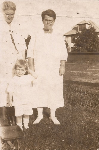 Wentz, WB 1927 and Alice and Nelli